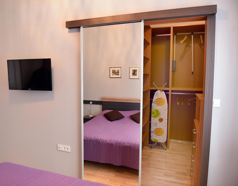Apartman Cesaric 오시예크 외부 사진